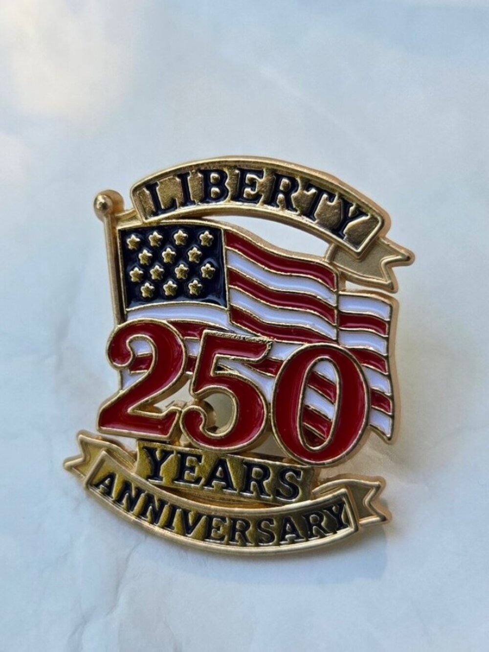America 250th Anniversary Lapel Pin Souvenir 4th of July Pinback Fashion Vtg
